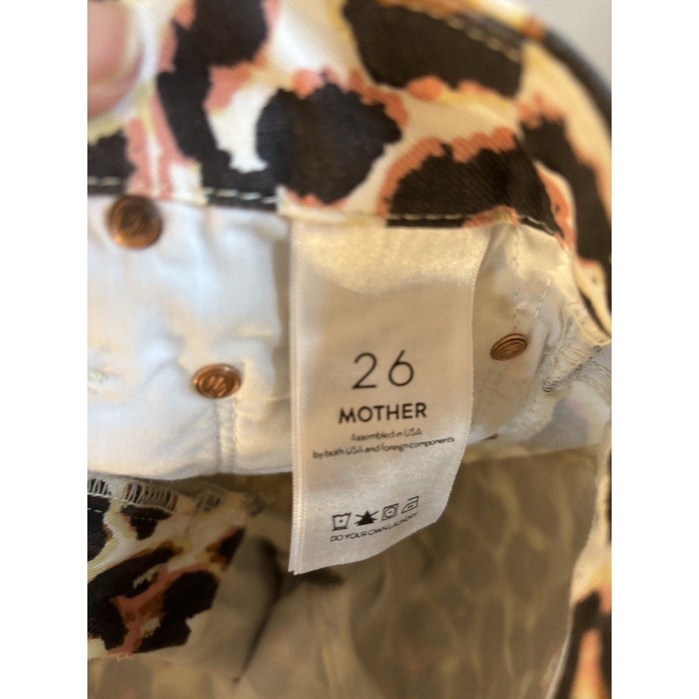 MOTHER High Waisted Looker Cheetah Print Jeans 26 Touch of the Tiger - Picture 6 of 7